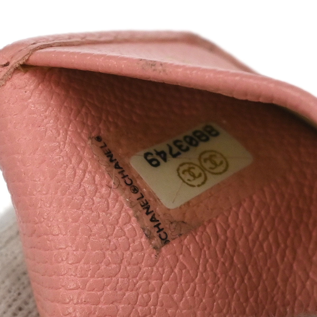 Chanel 2003-2004 Pink Calfskin Key Case Small Good