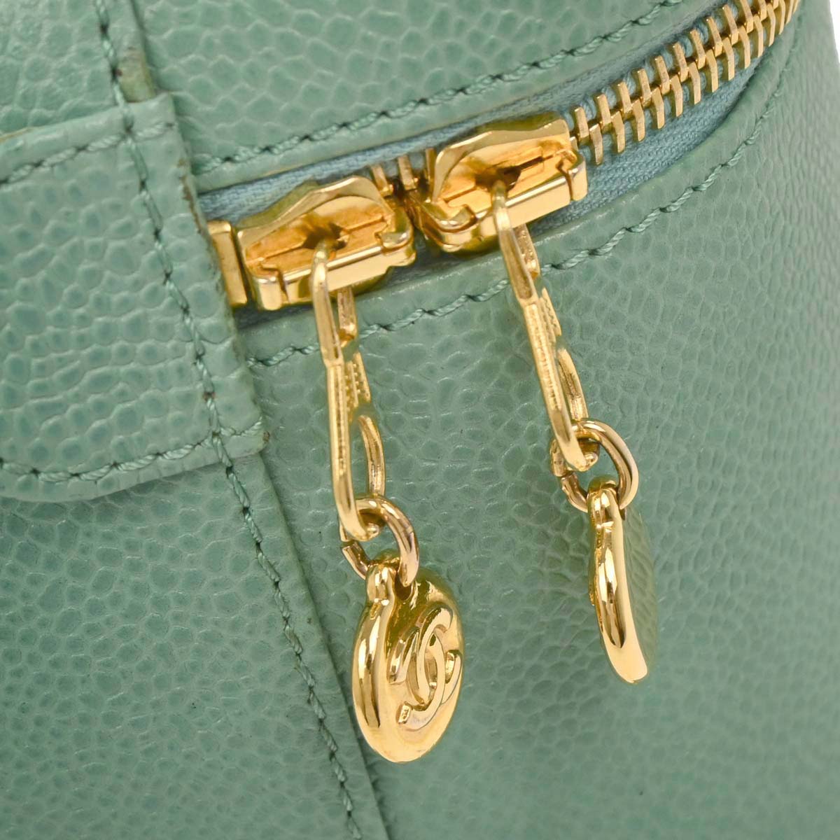 Chanel 1997-1999 Green Caviar Vanity Handbag