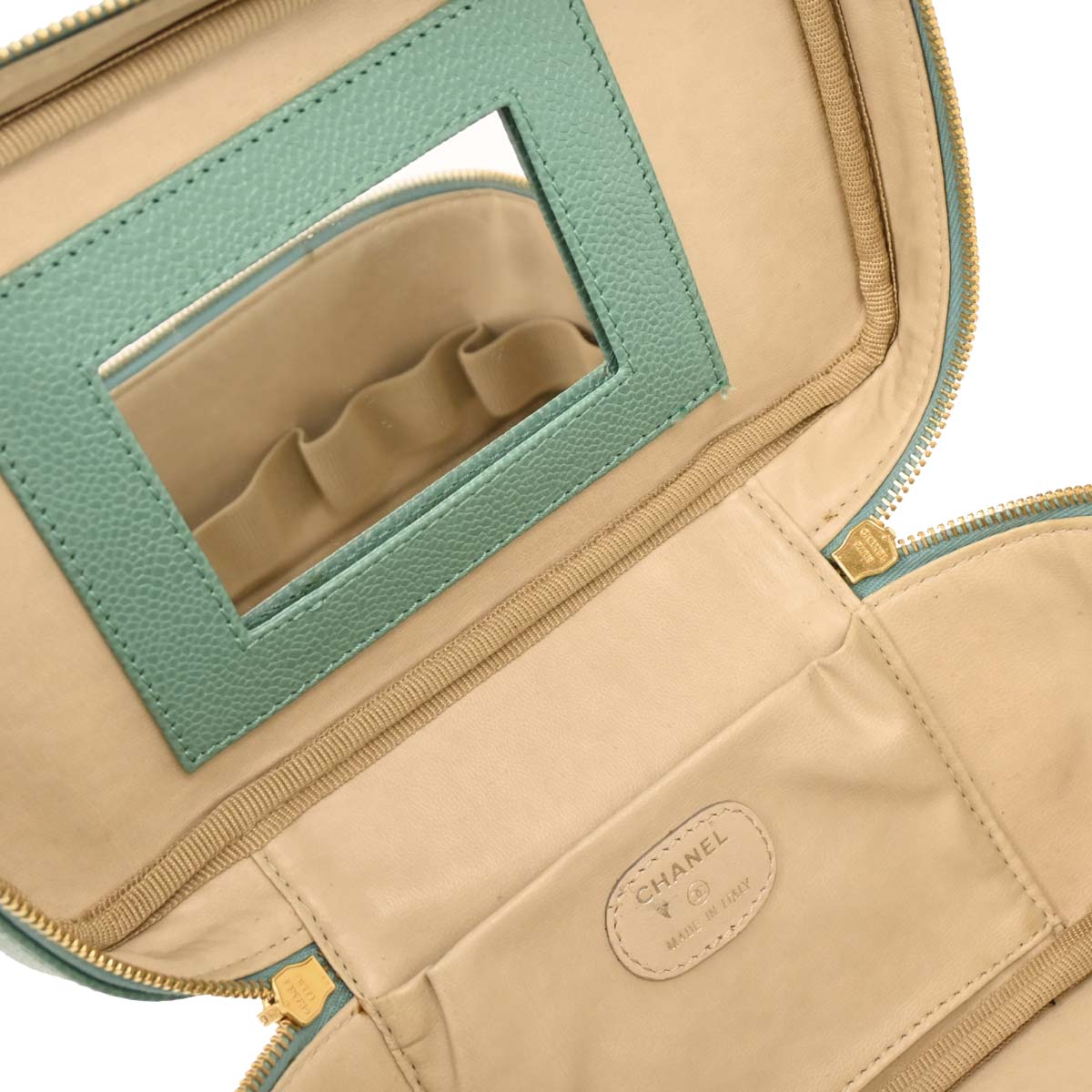 Chanel 1997-1999 Green Caviar Vanity Handbag