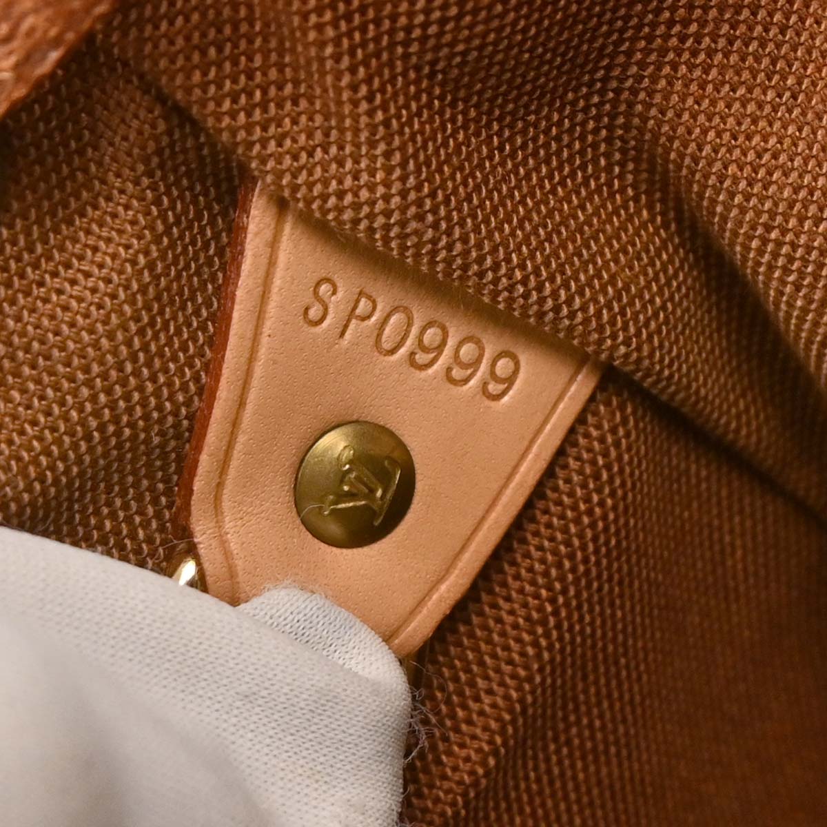Louis Vuitton Monogram Montsouris MM Backpack M51136