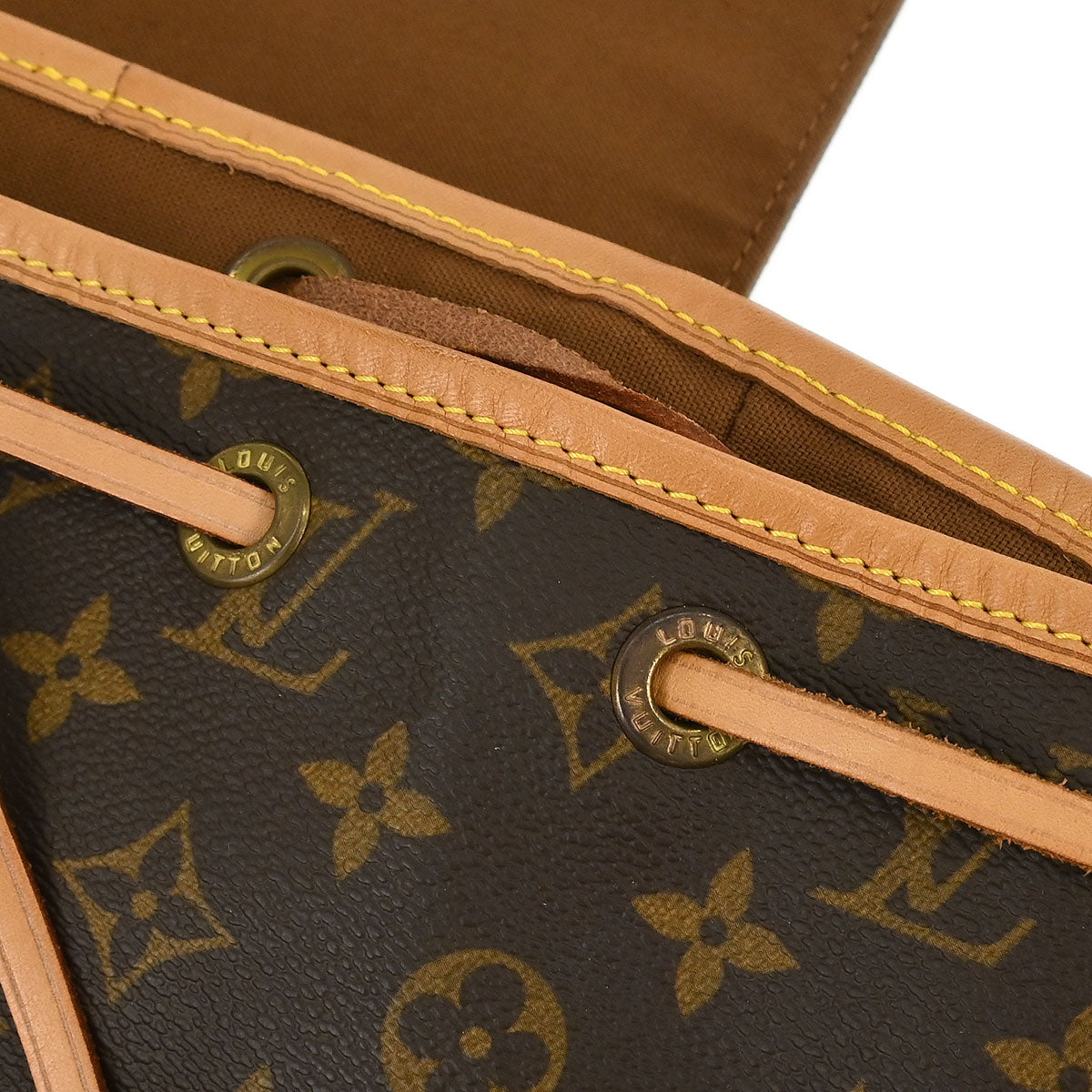 Louis Vuitton Monogram Montsouris MM Backpack M51136