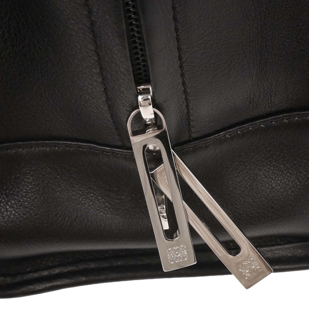 Loewe Black Leather Amazona 28 Handbag