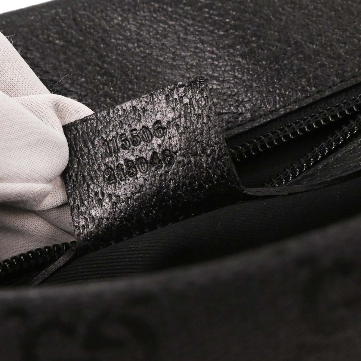 Gucci Black Canvas GG Messenger Shoulder Bag
