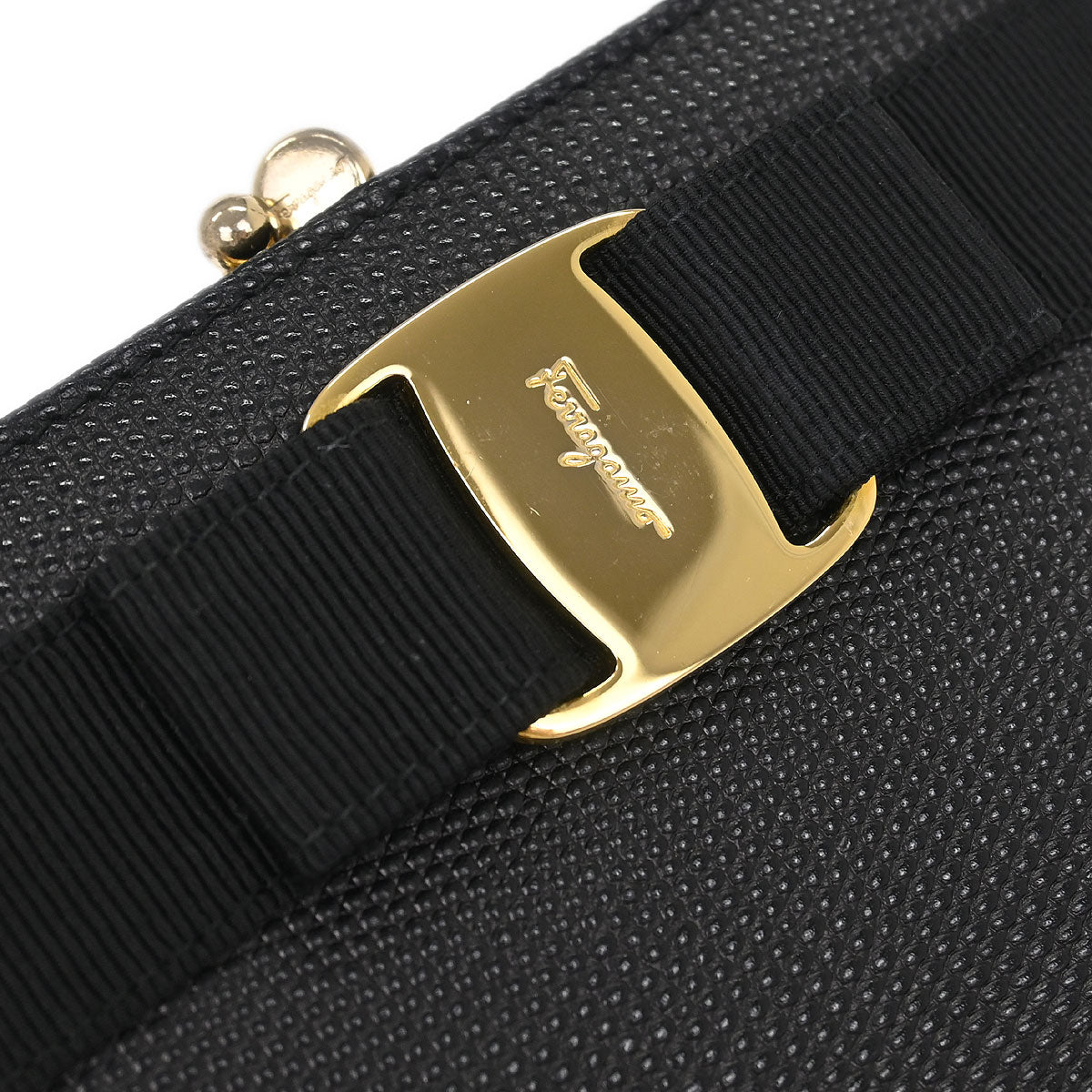 Salvatore Ferragamo Black Vara Bow Chain Shoulder Bag