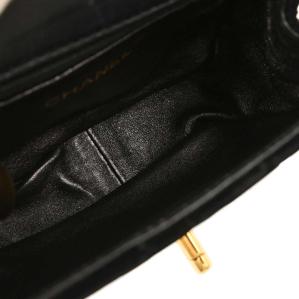 Chanel 1991-1994 Black Velvet Shoulder Bag