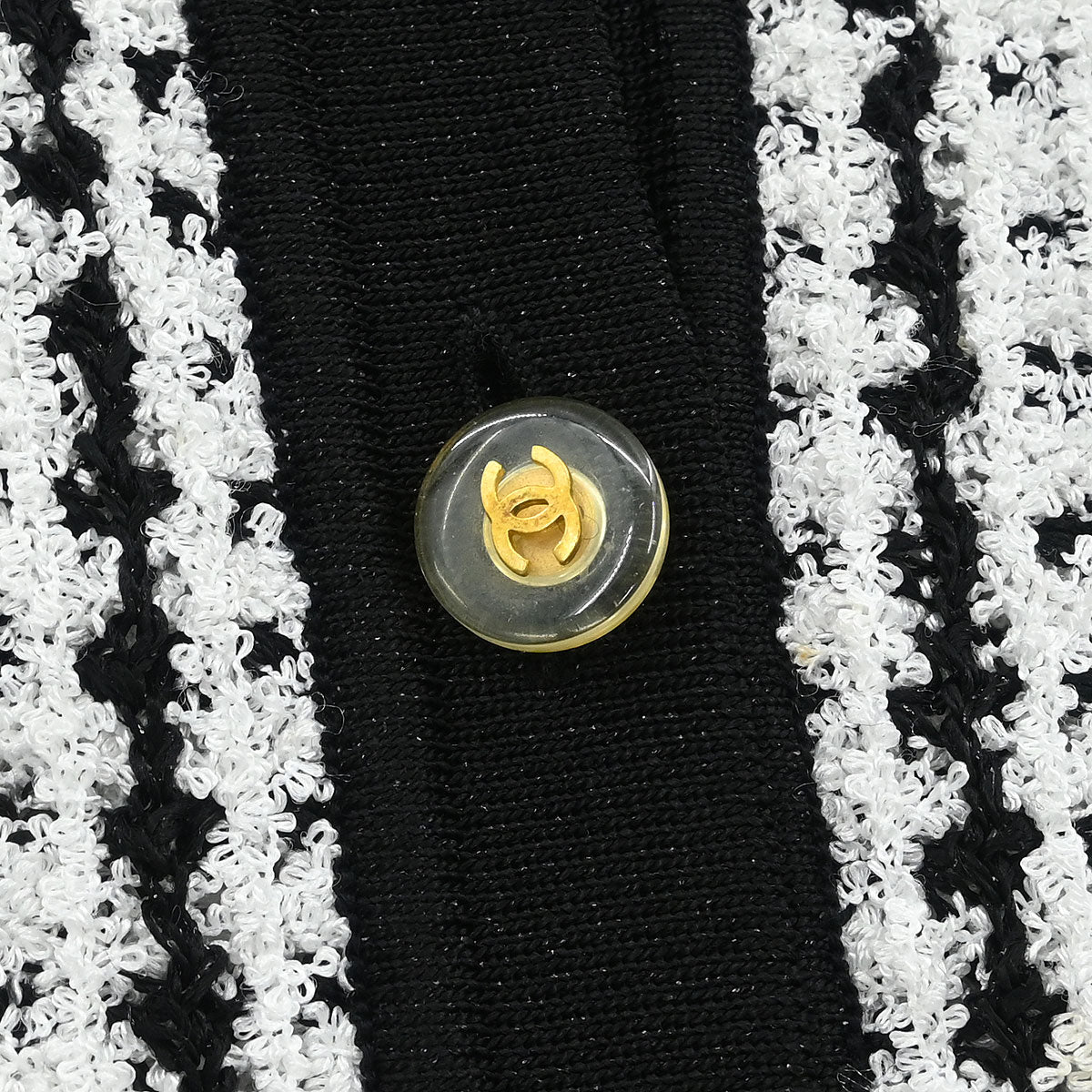 Chanel Short Sleeve Cardigan White #42