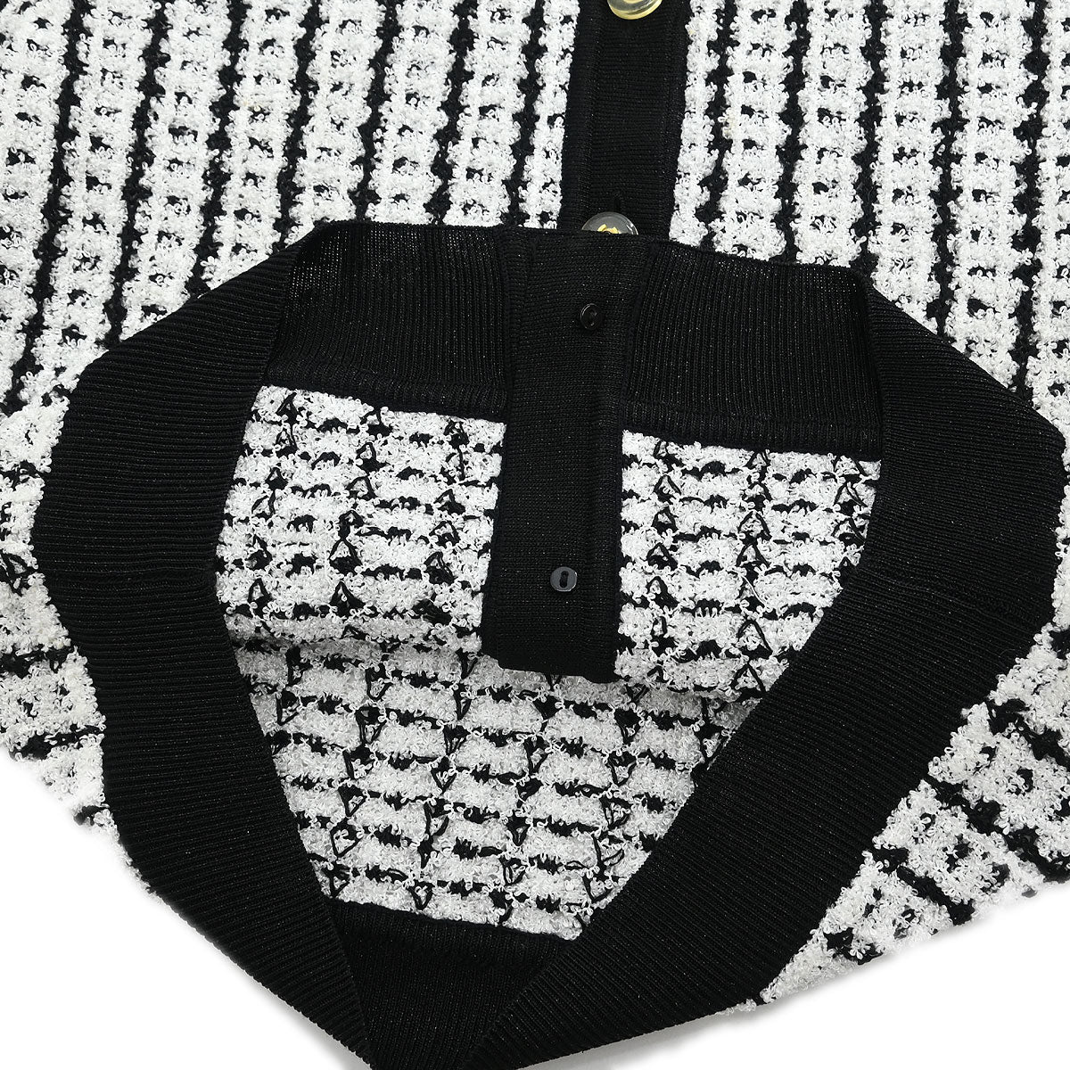 Chanel Short Sleeve Cardigan White #42