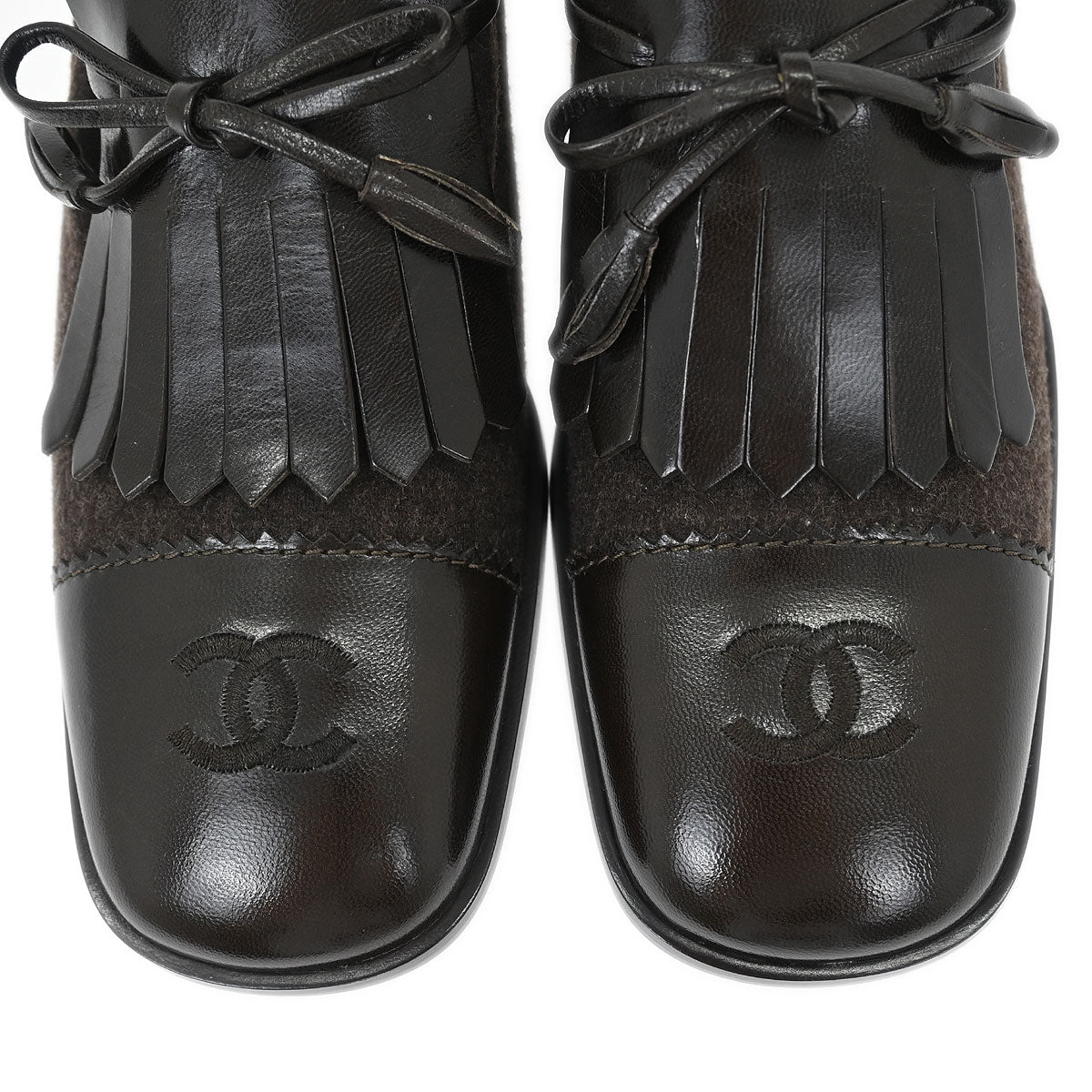 Chanel * Brown Leather Wool Shoes #37