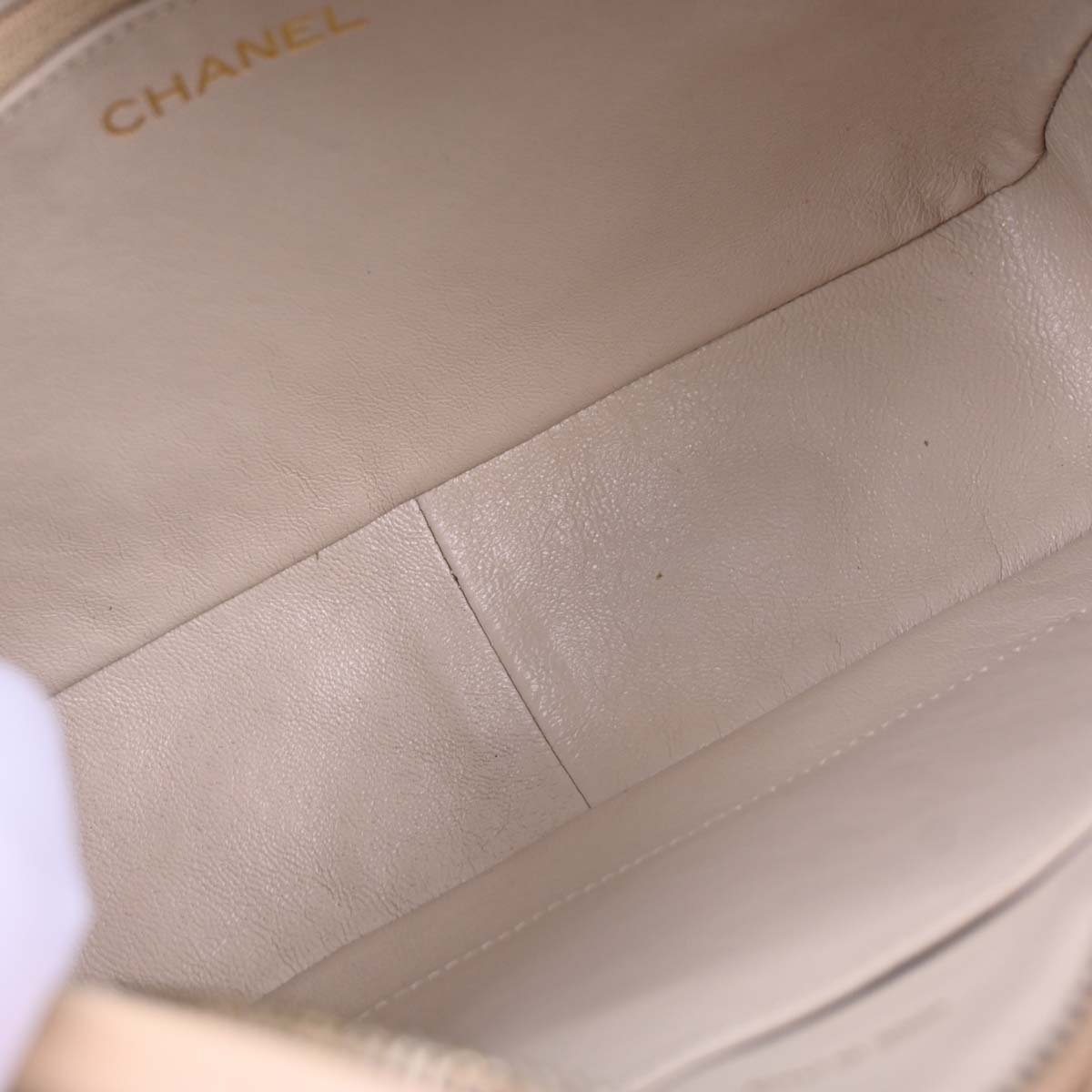 Chanel 1994-1996 Beige Lambskin Camera Bag Small