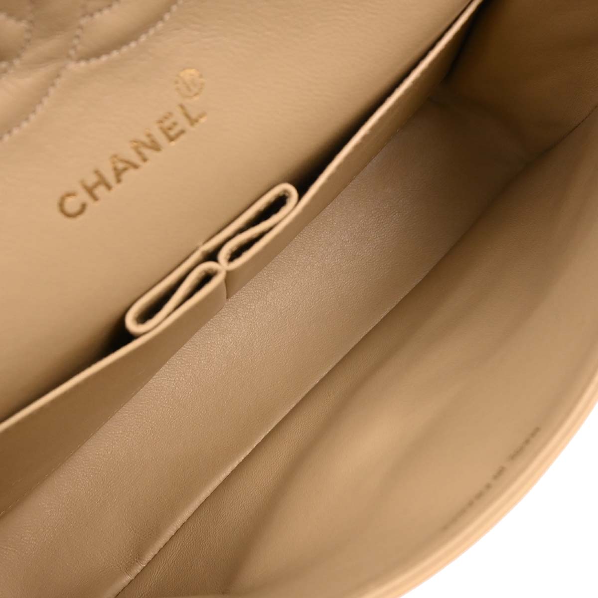 Chanel 1989-1991 Beige Lambskin Medium Classic Double Flap Shoulder Bag