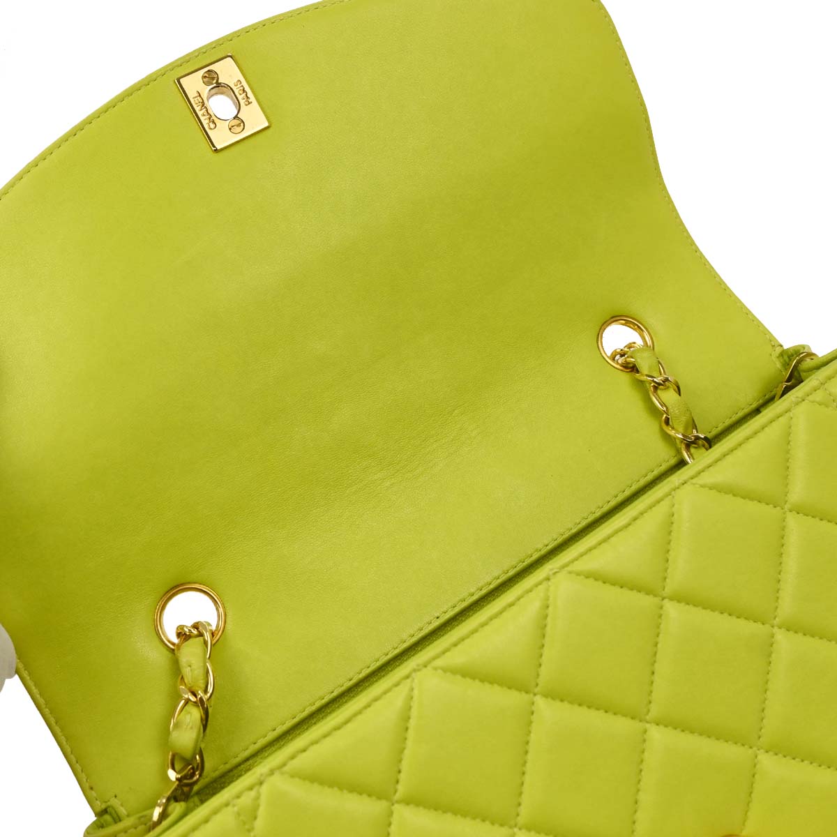 Chanel 1996-1997 Light Green Lambskin Medium Diana Shoulder Bag