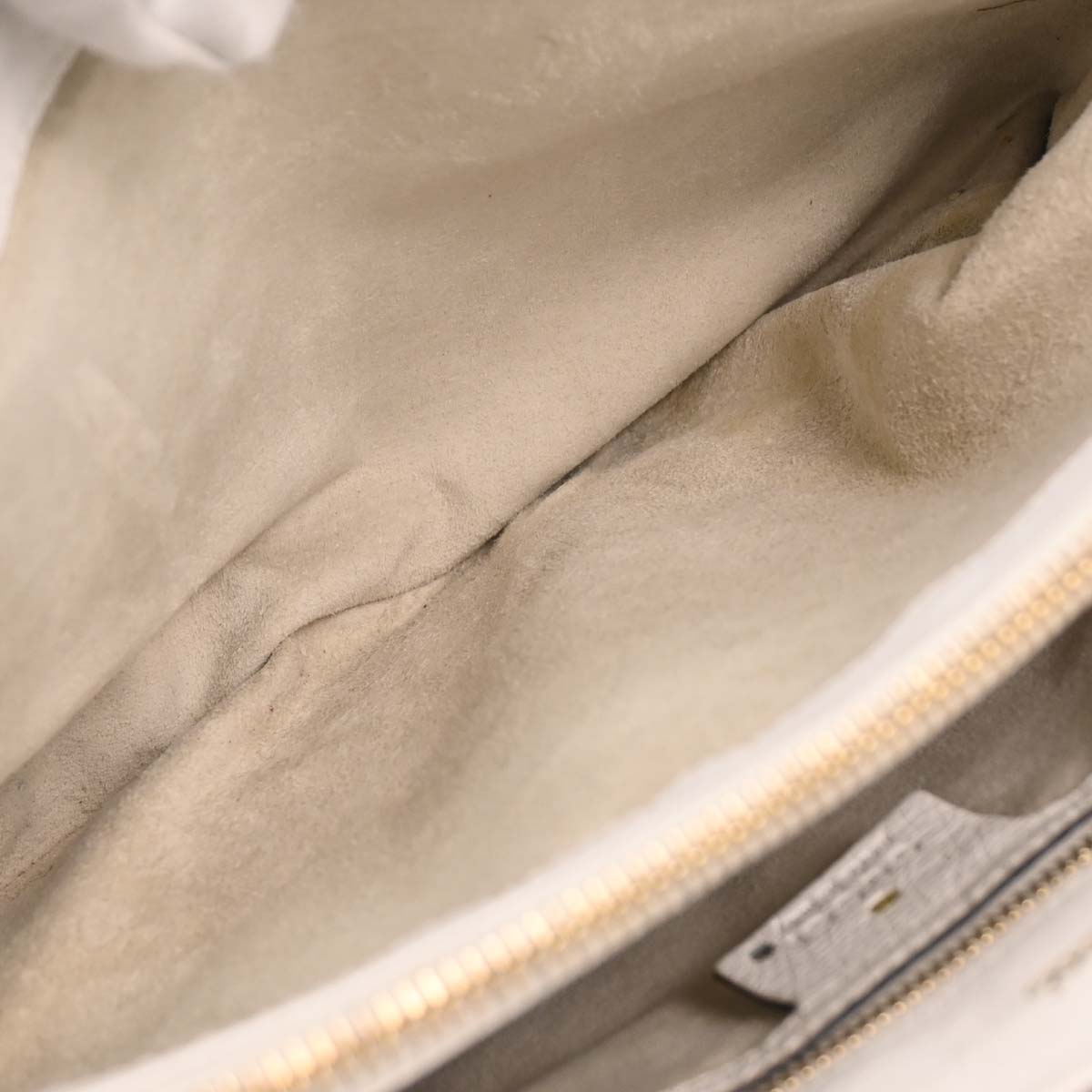 Gucci * White Ostrich Metal Bamboo Handbag