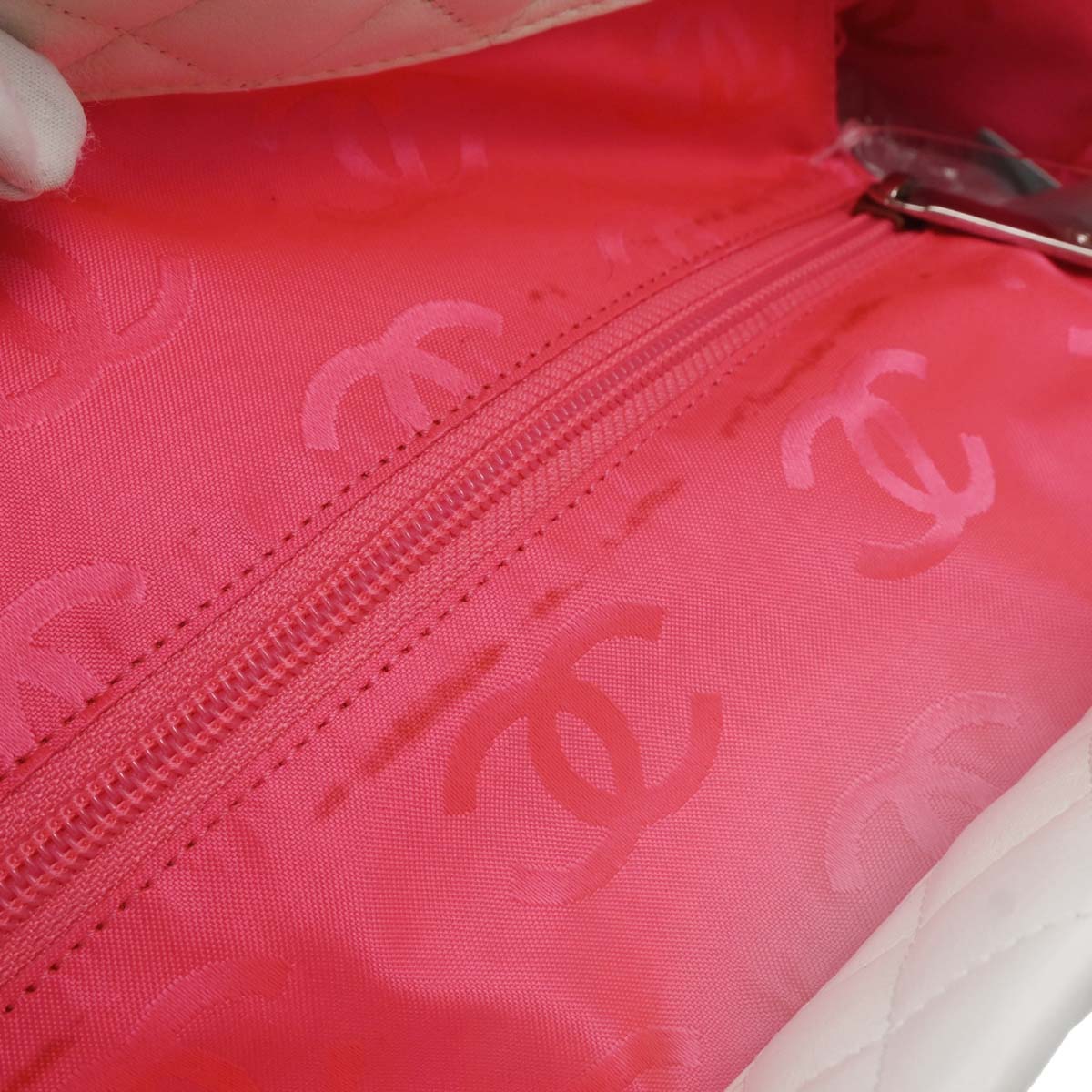 Chanel 2004-2005 White Calfskin Cambon Ligne Tote Handbag