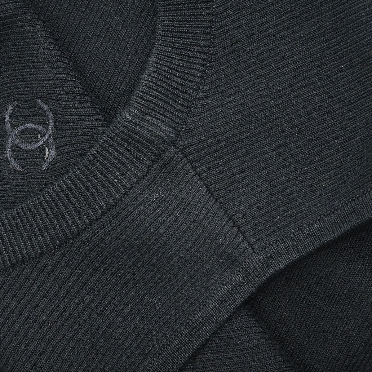 Chanel 1995 Sleeveless Tank Top Cropped Black #40