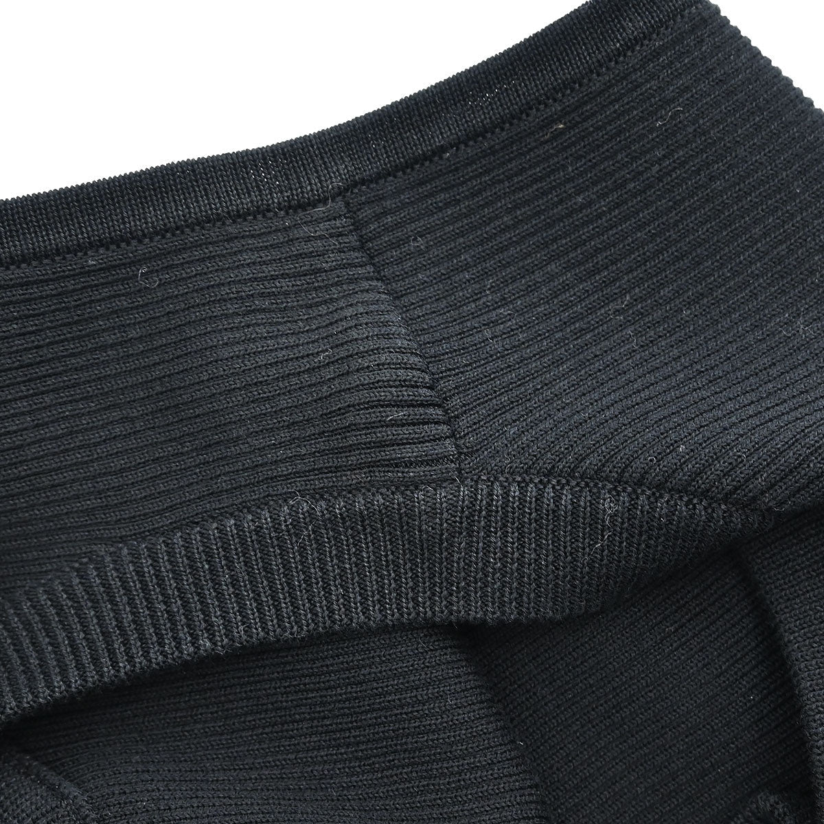 Chanel 1995 Sleeveless Tank Top Cropped Black #40