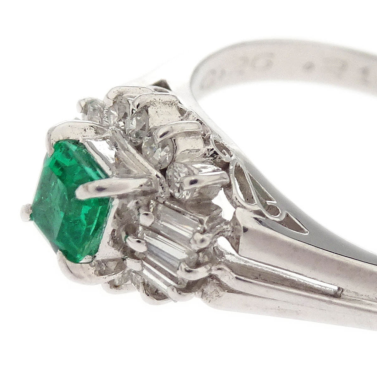 Ring Pt900 Emerald Diamond Silver #52