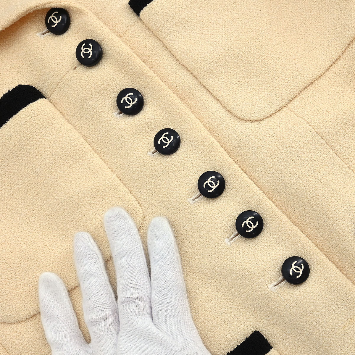 Chanel 1996 Single Breasted Jacket Off-white #36