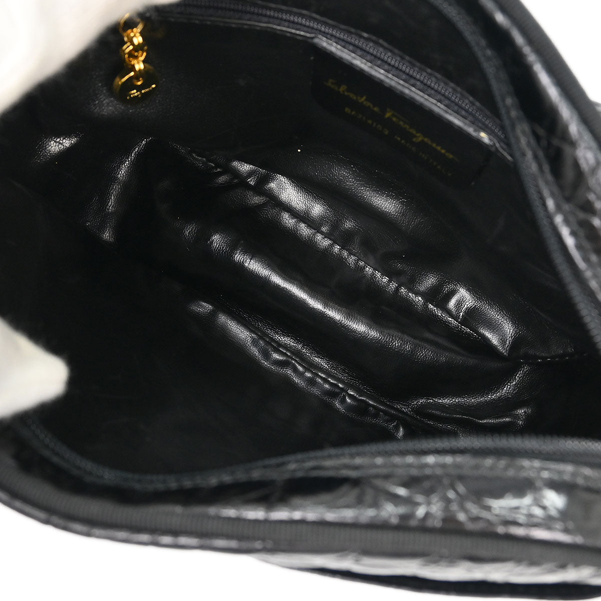 Salvatore Ferragamo Black Vara Shoulder Bag