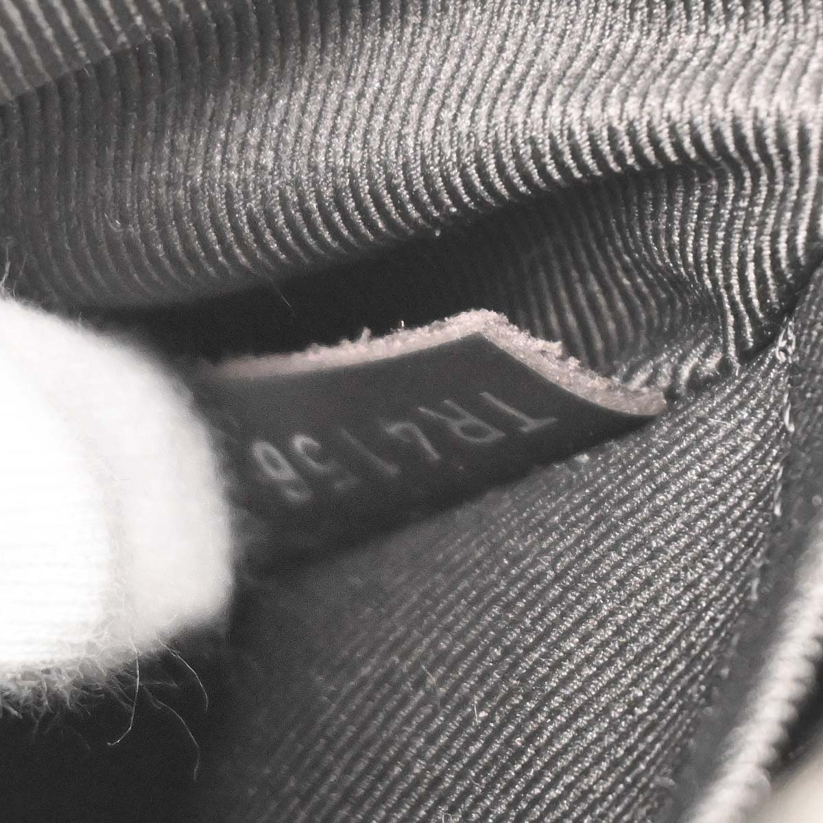 Louis Vuitton Damier Amazon Crossbody Shoulder Bag N42703