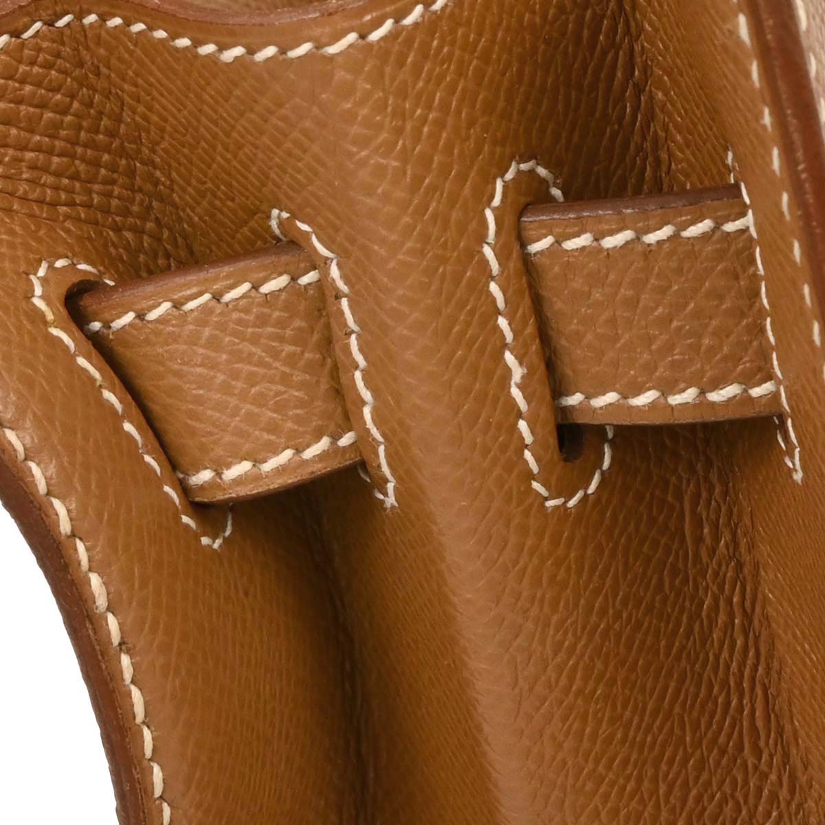 Hermes Gold Courchevel Kelly 32 Sellier Handbag