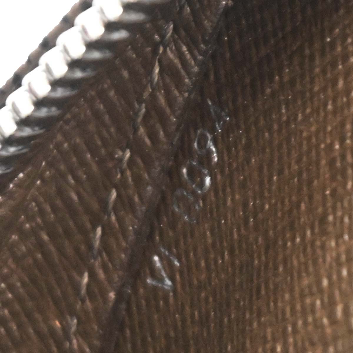 Louis Vuitton Brown Taiga Baikal Clutch Handbag M30188