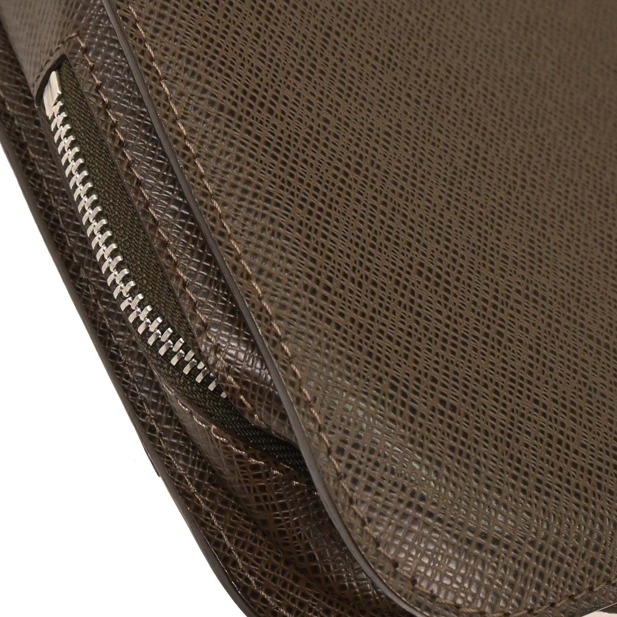 Louis Vuitton Brown Taiga Baikal Clutch Bag M30188