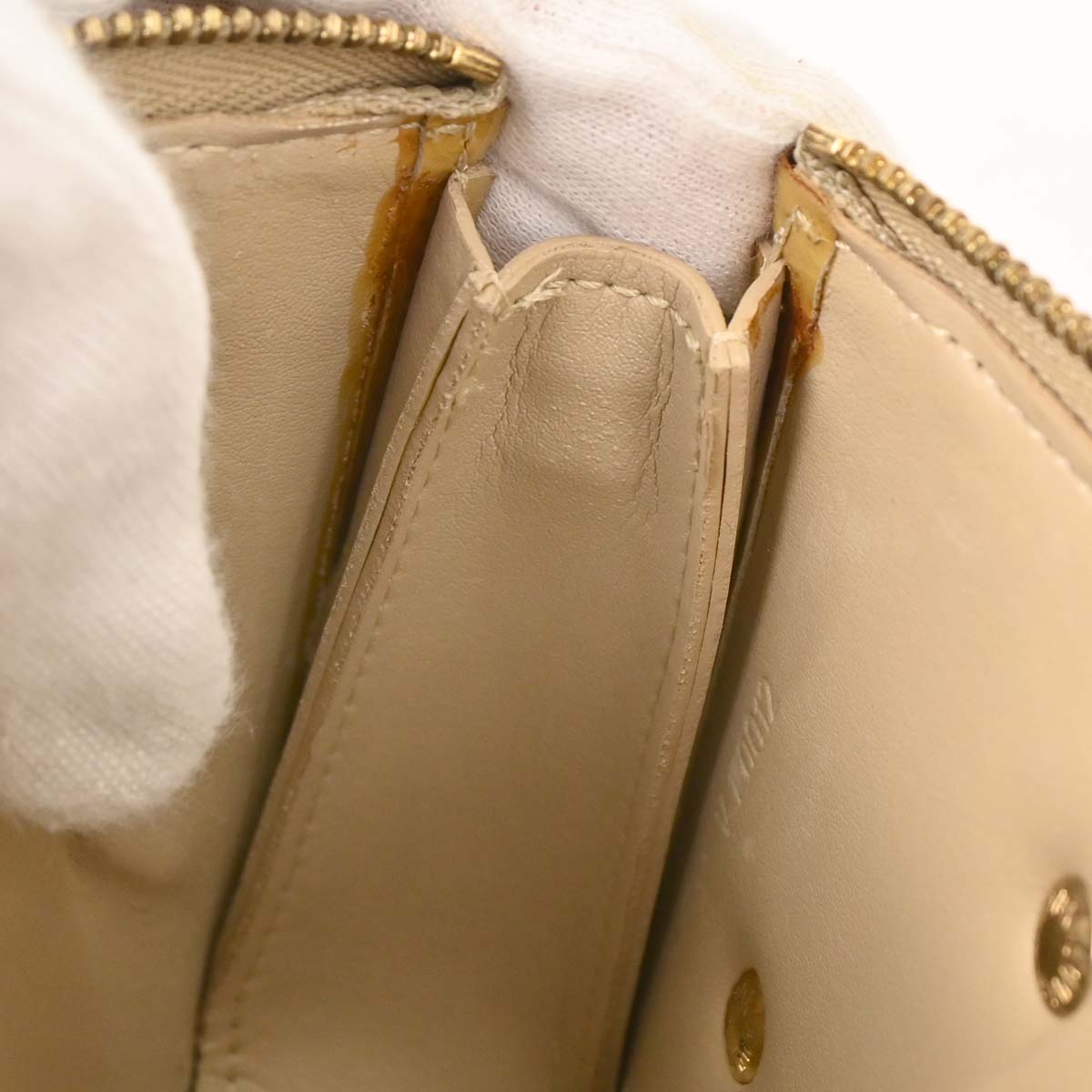 Louis Vuitton Beige Vernis Flower Lexington Handbag M92246