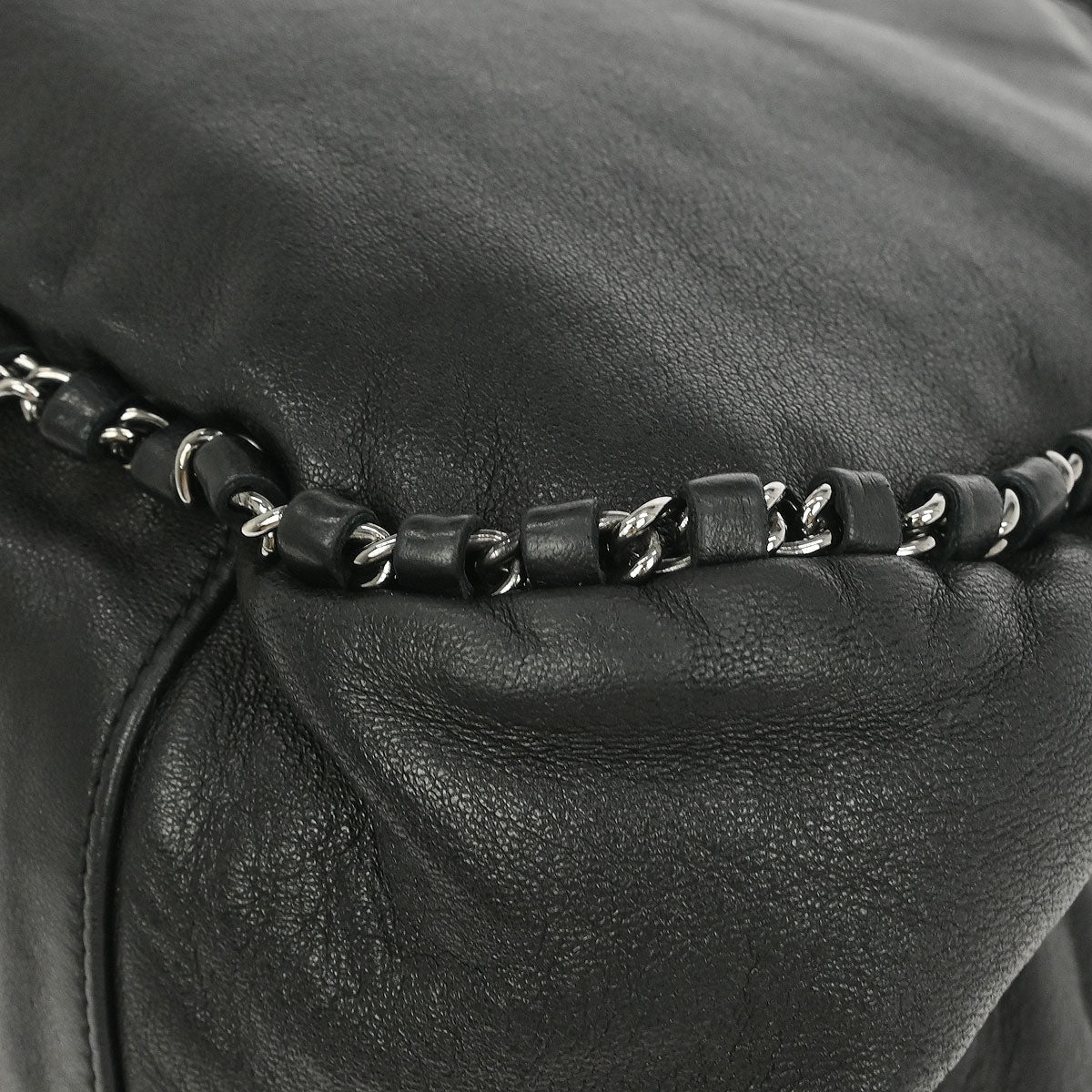 Chanel 2004-2005 Black Calfskin Around Chain Hobo Handbag