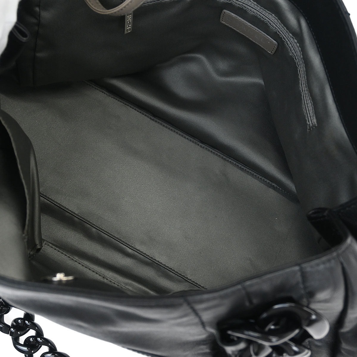 Chanel Black Calfskin Modern Chain Tote Bag