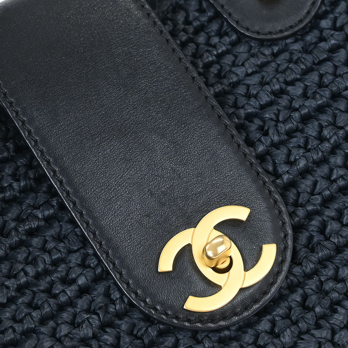 Chanel 2005-2006 Black Straw Chain Tote Handbag