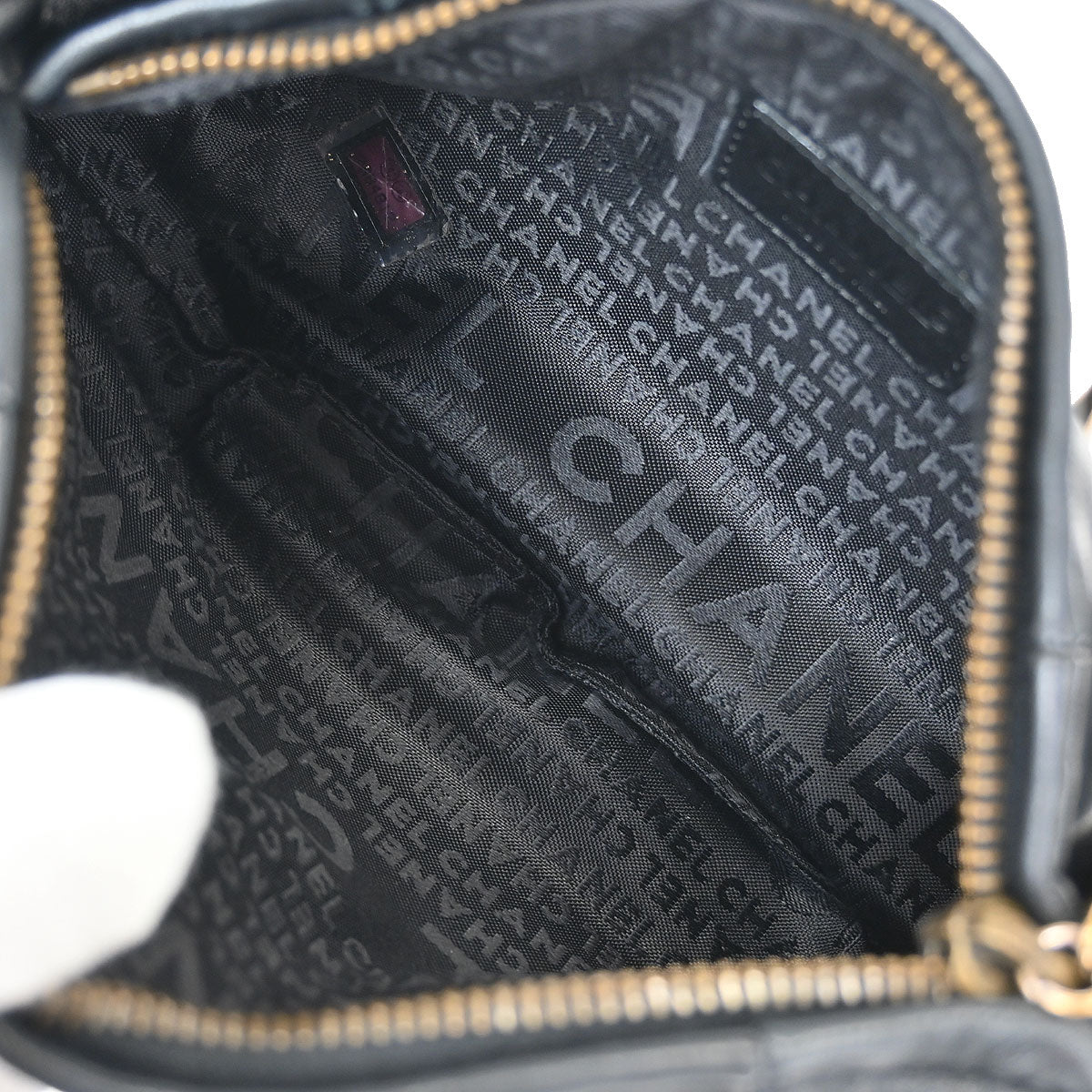 Chanel 2002-2003 Black Lambskin Chain Hobo Handbag