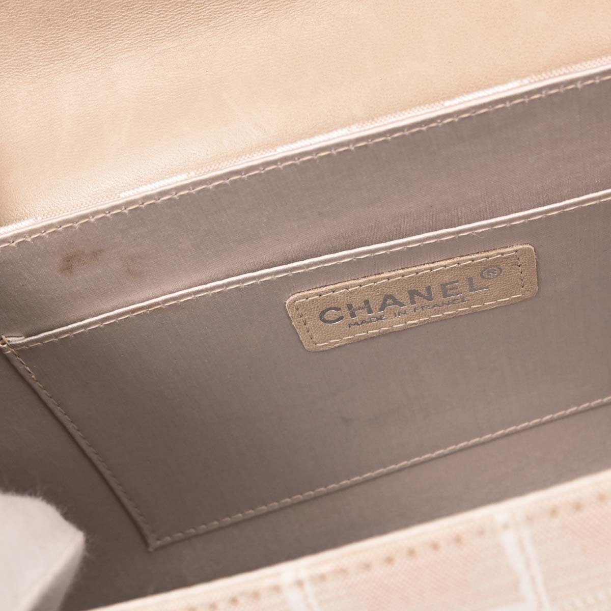 Chanel White Jacquard Nylon New Travel Line Shoulder Bag