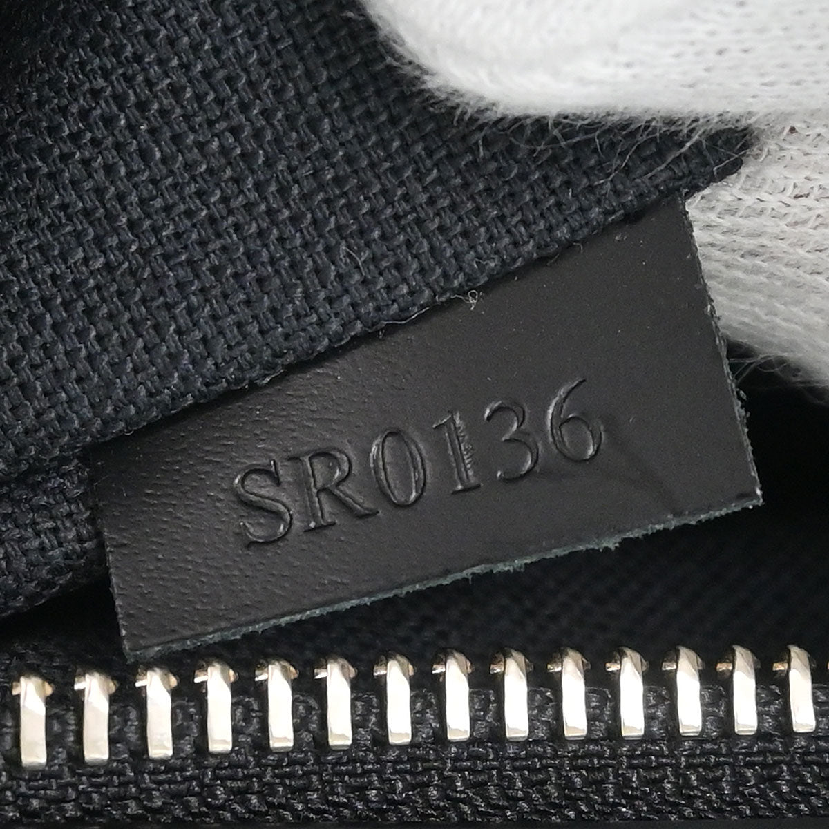 Louis Vuitton 2016 Damier Graphite Mick MM Shoulder Bag N41106