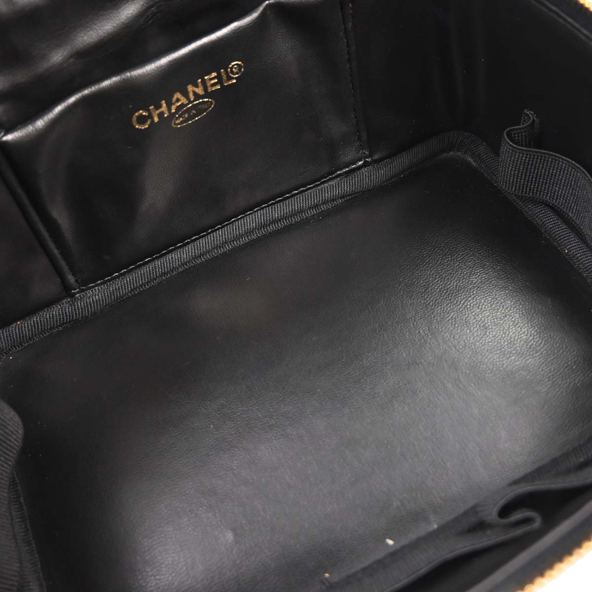 Chanel 1997-1999 Black Caviar Vanity Handbag