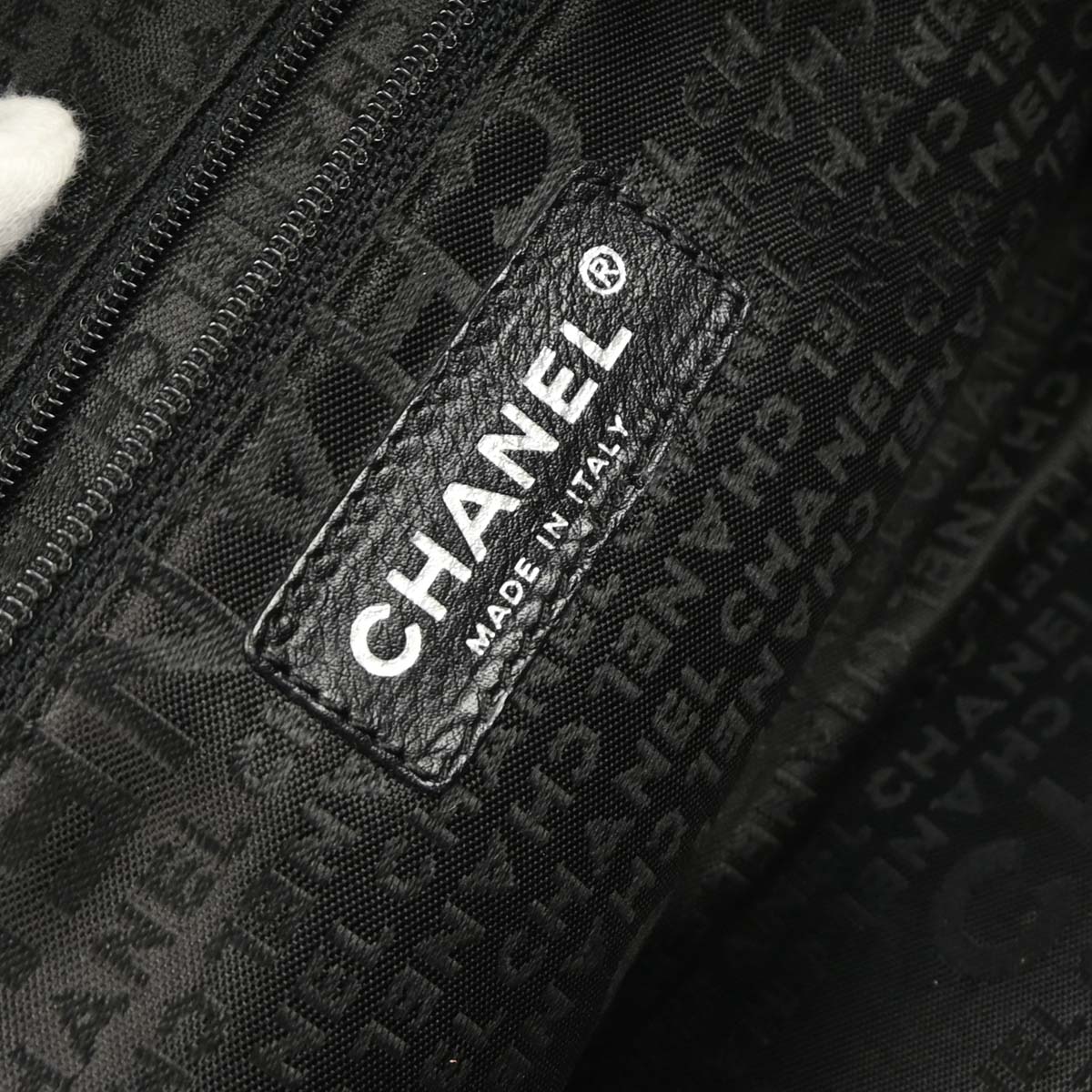 Chanel 2004-2005 Black Caviar Choco Bar Handbag