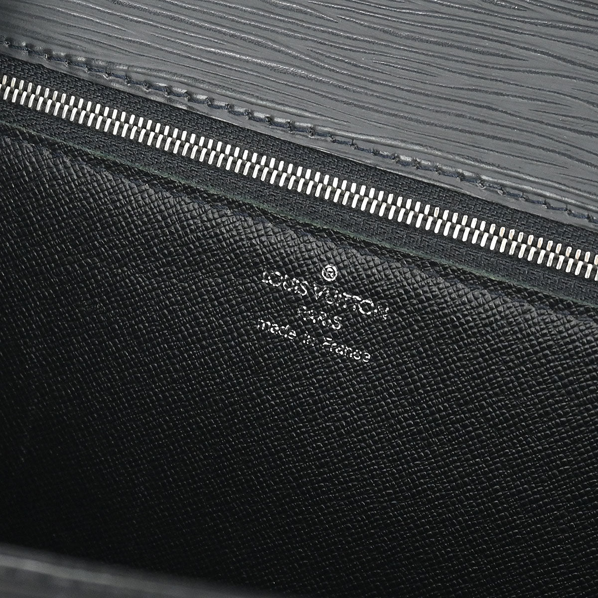 Louis Vuitton 2006 Black Epi Monceau 28 2way Handbag M52792