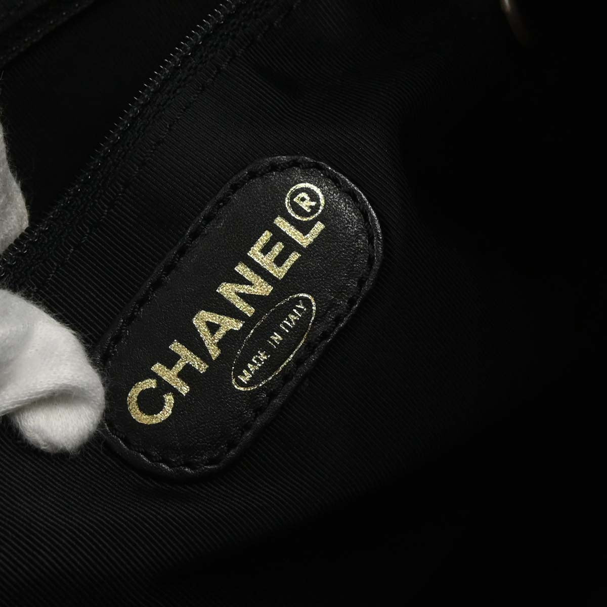 Chanel 1997-1999 Black Caviar Tote Chain Handbag