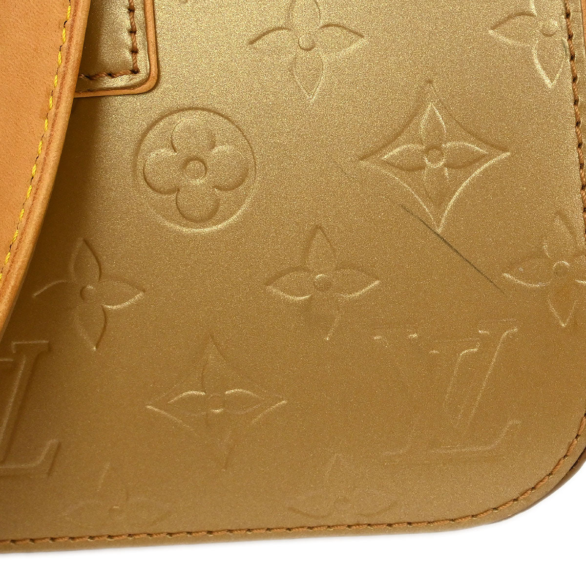 Louis Vuitton 2003 Gold Monogram Mat Shelton MM Handbag M55177
