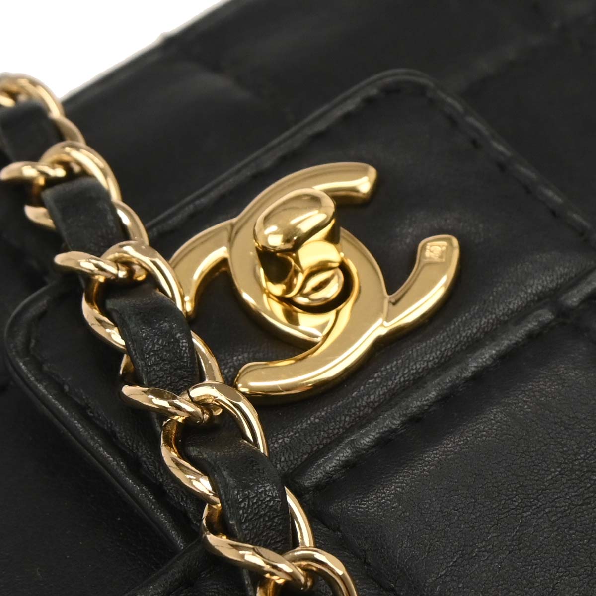 Chanel 2001-2003 Black Calfskin Choco Bar Single Flap Shoulder Bag