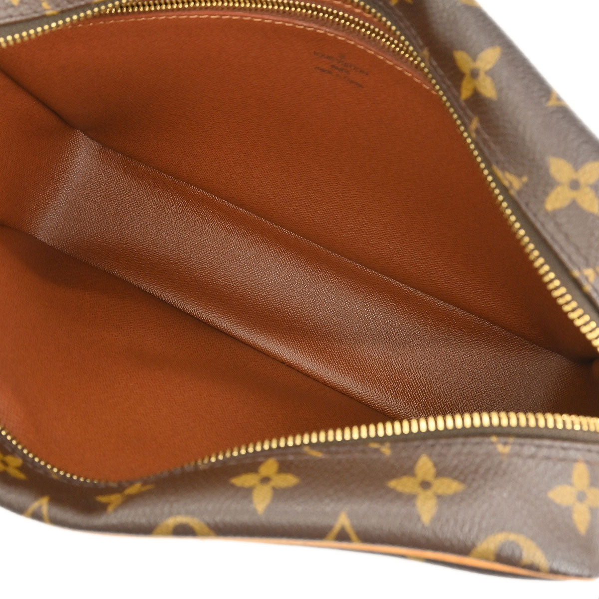 Louis Vuitton 2004 Monogram Trocadero 30 Crossbody Bag M51272