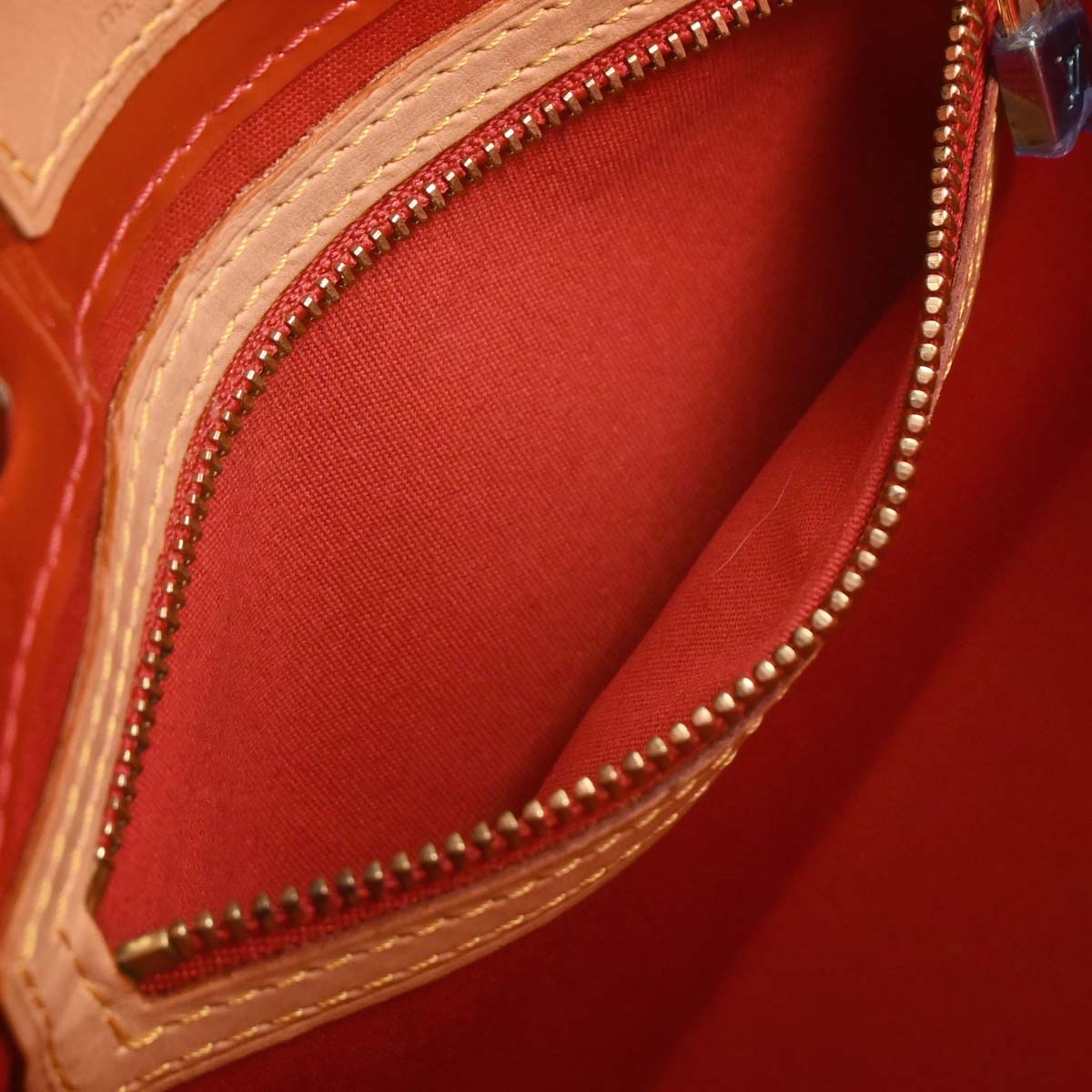 Louis Vuitton Red Vernis Reade PM Tote Handbag M91088