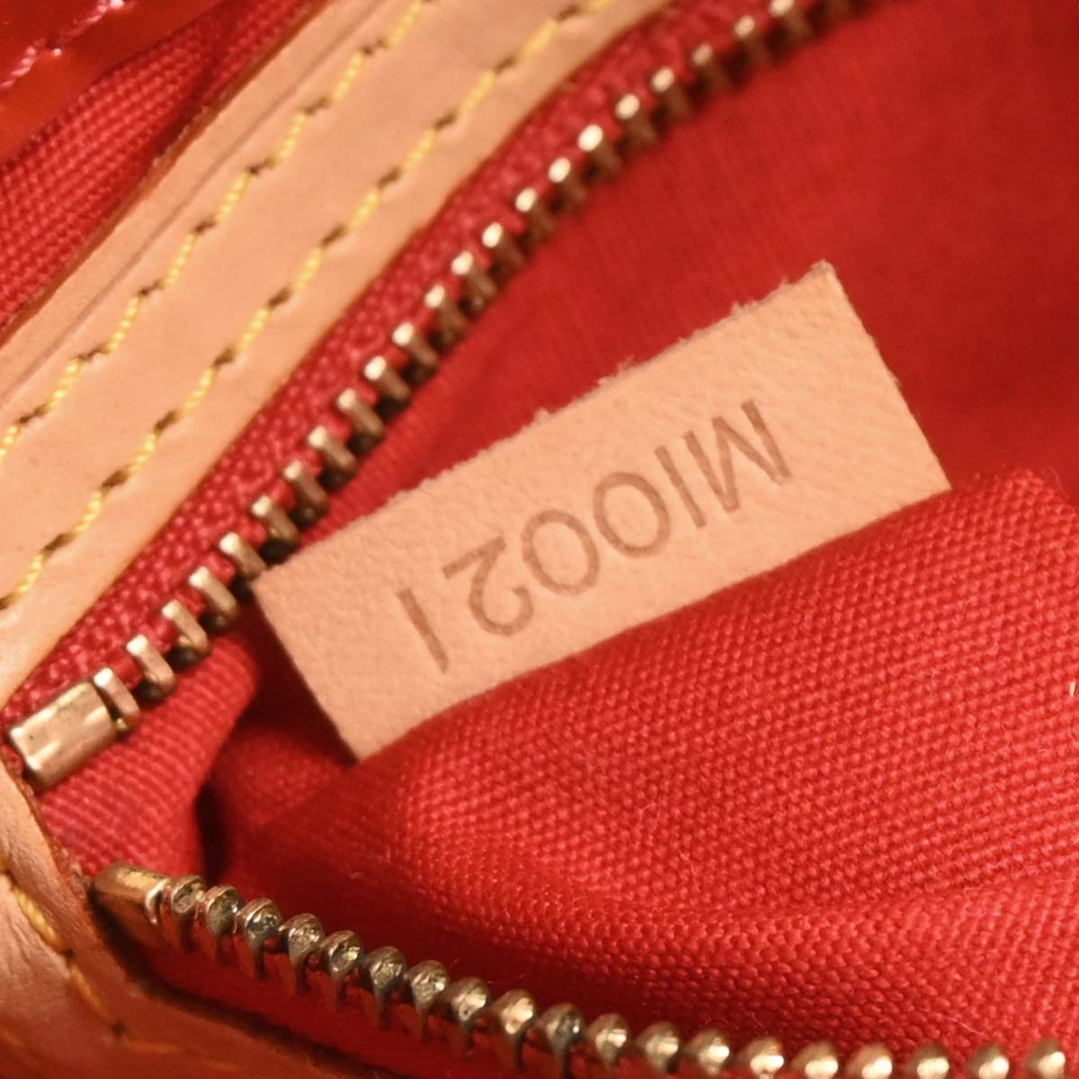 Louis Vuitton Red Vernis Reade PM Tote Handbag M91088
