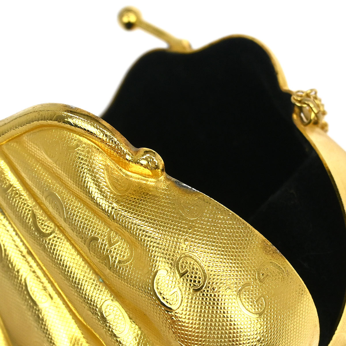 Gucci Gold Metal GG Pouch Chain Shoulder Bag