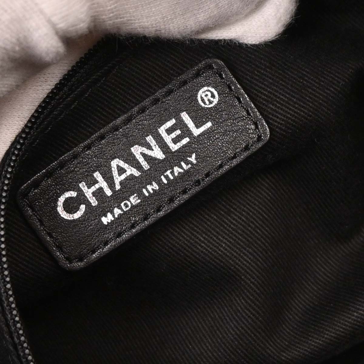 Chanel 2005-2006 Black Paris New-York Travel Duffle Bag