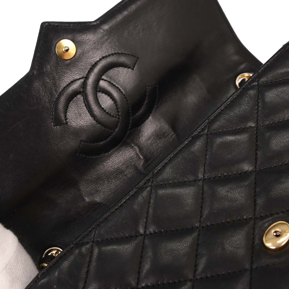 Chanel 1986-1988 Black Lambskin Shoulder Bag