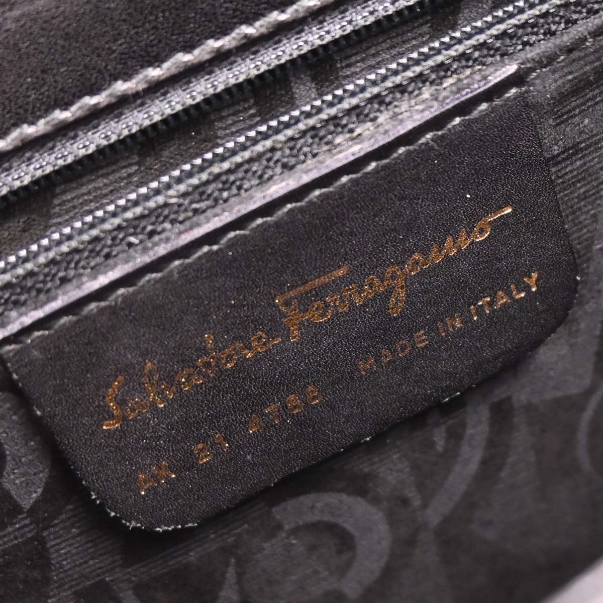 Salvatore Ferragamo * Black Crocodile Gancini 2way Shoulder Handbag