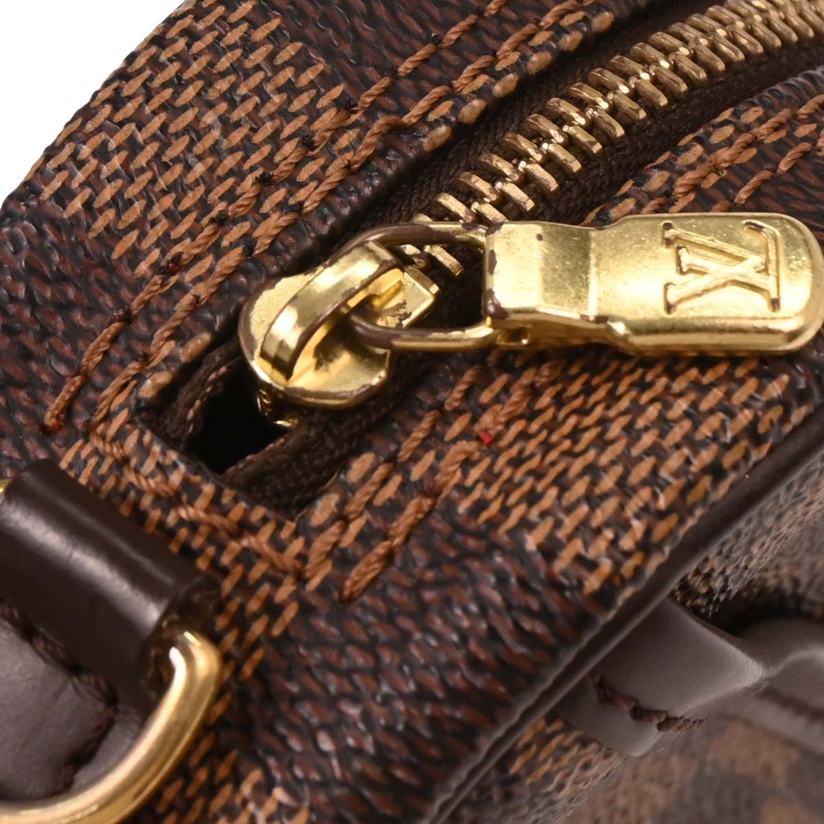 Louis Vuitton 2004 Damier Pochette Ipanema Shoulder Bag N51296