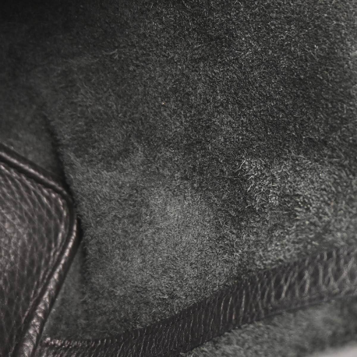 Hermes Black Taurillon Clemence Picotin Lock 18 PM Handbag