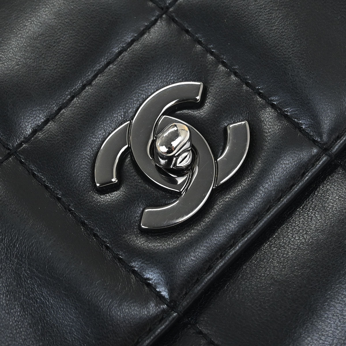Chanel 2003-2004 Black Lambskin Handbag