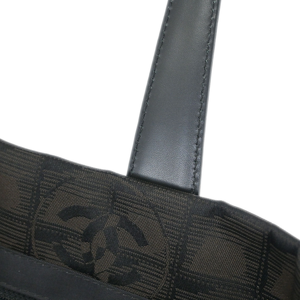 Chanel 2005-2006 Brown Jacquard Nylon New Travel Line Tote Handbag